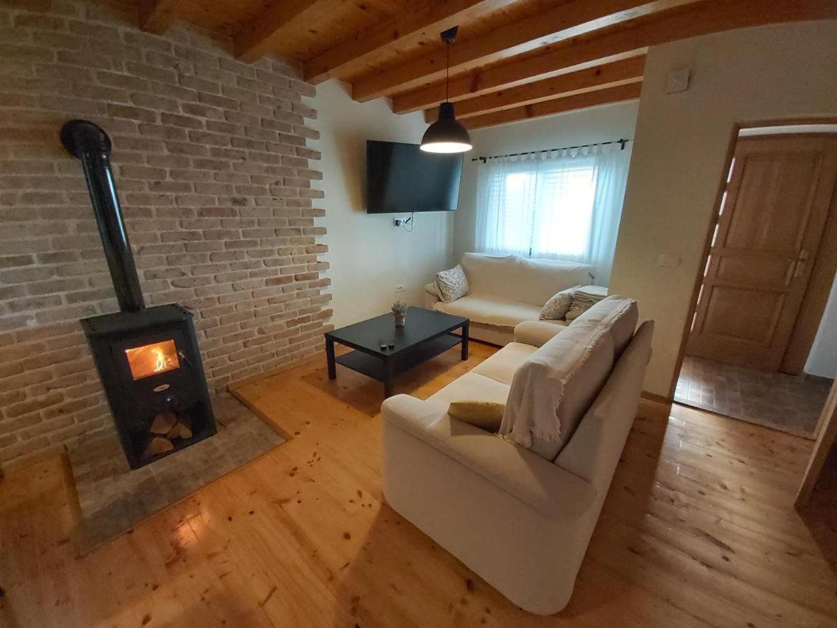 Villa Stone Pearl With Heated Swimming Pool Свети-Филип-и-Яков Экстерьер фото