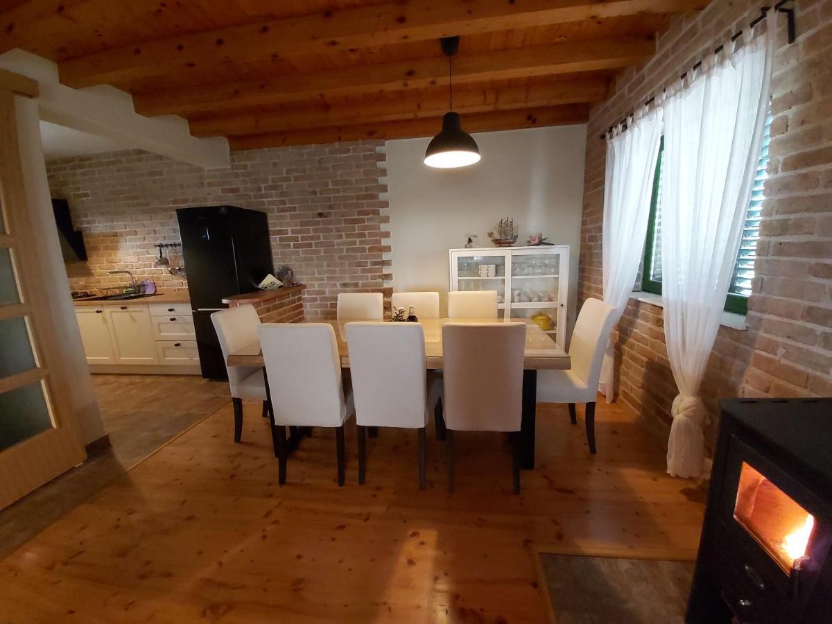 Villa Stone Pearl With Heated Swimming Pool Свети-Филип-и-Яков Экстерьер фото