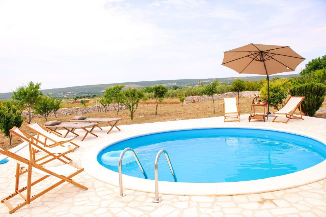 Villa Stone Pearl With Heated Swimming Pool Свети-Филип-и-Яков Экстерьер фото