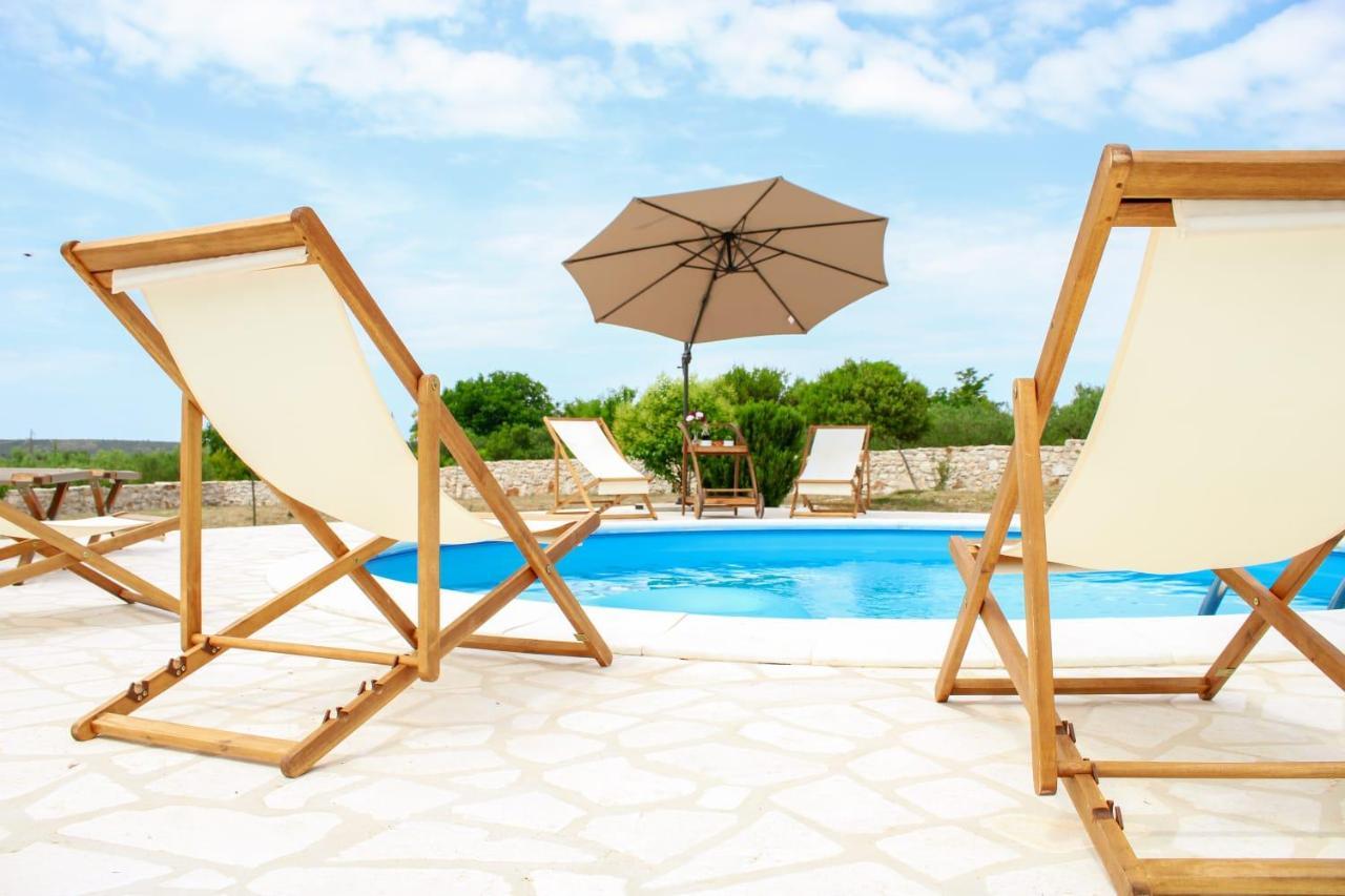 Villa Stone Pearl With Heated Swimming Pool Свети-Филип-и-Яков Экстерьер фото