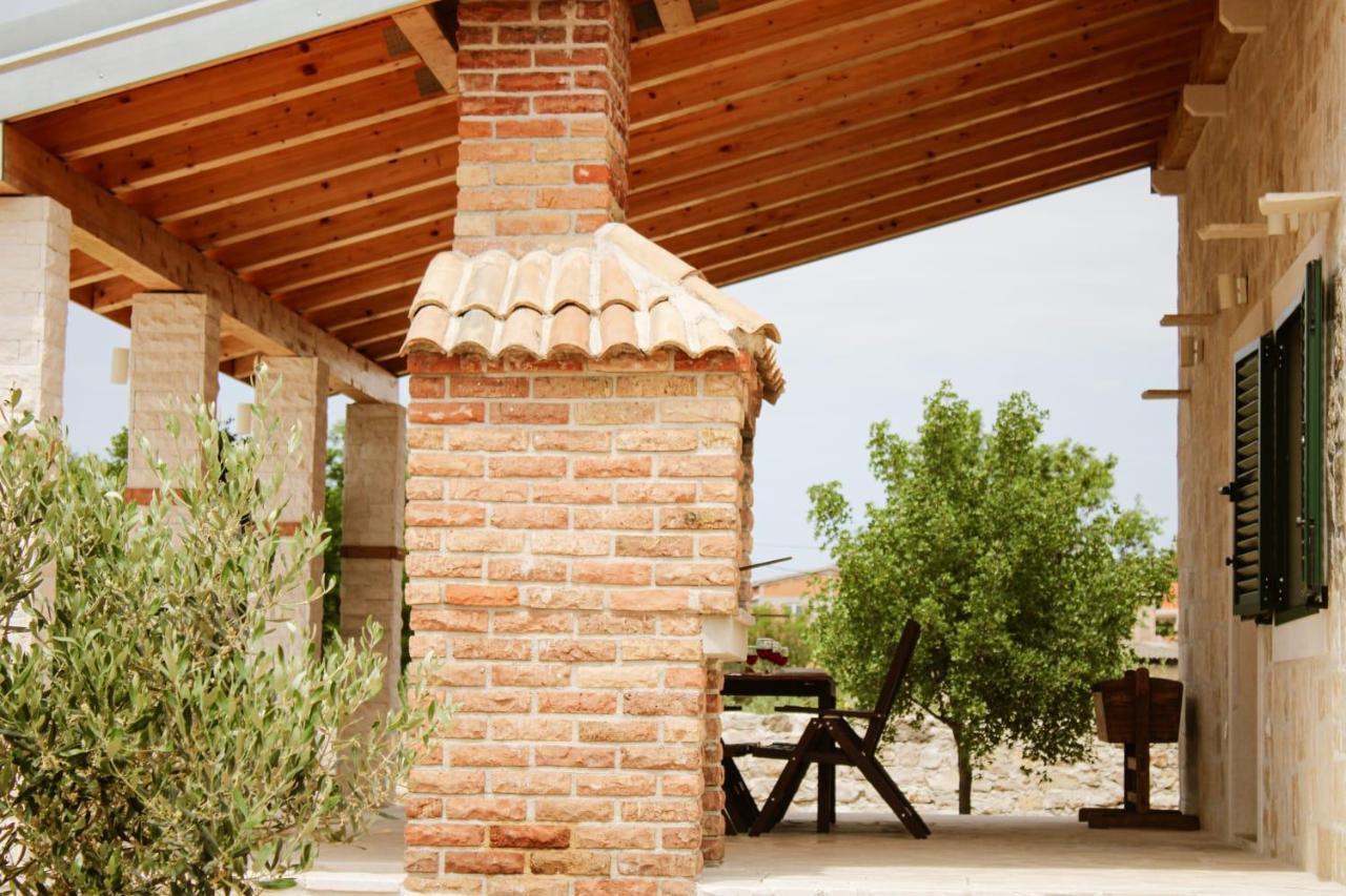 Villa Stone Pearl With Heated Swimming Pool Свети-Филип-и-Яков Экстерьер фото