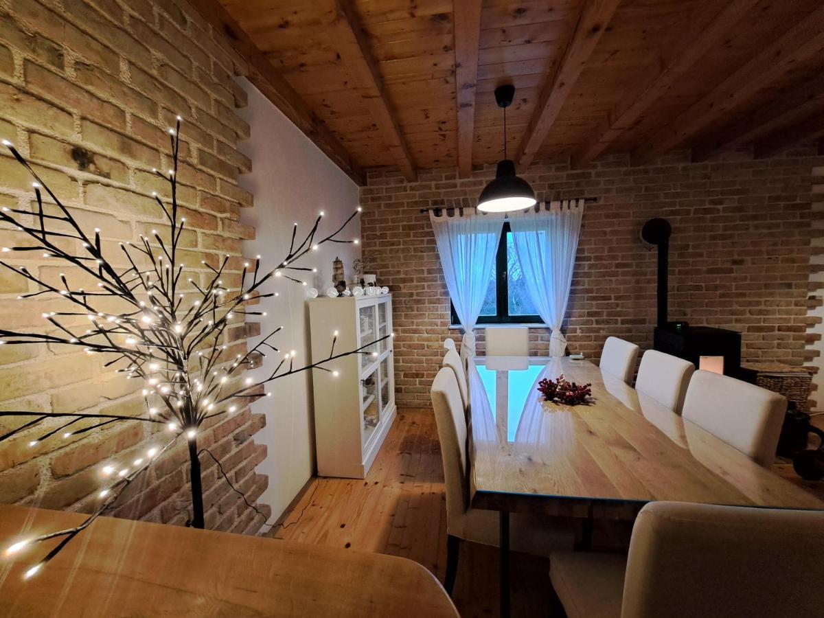 Villa Stone Pearl With Heated Swimming Pool Свети-Филип-и-Яков Экстерьер фото